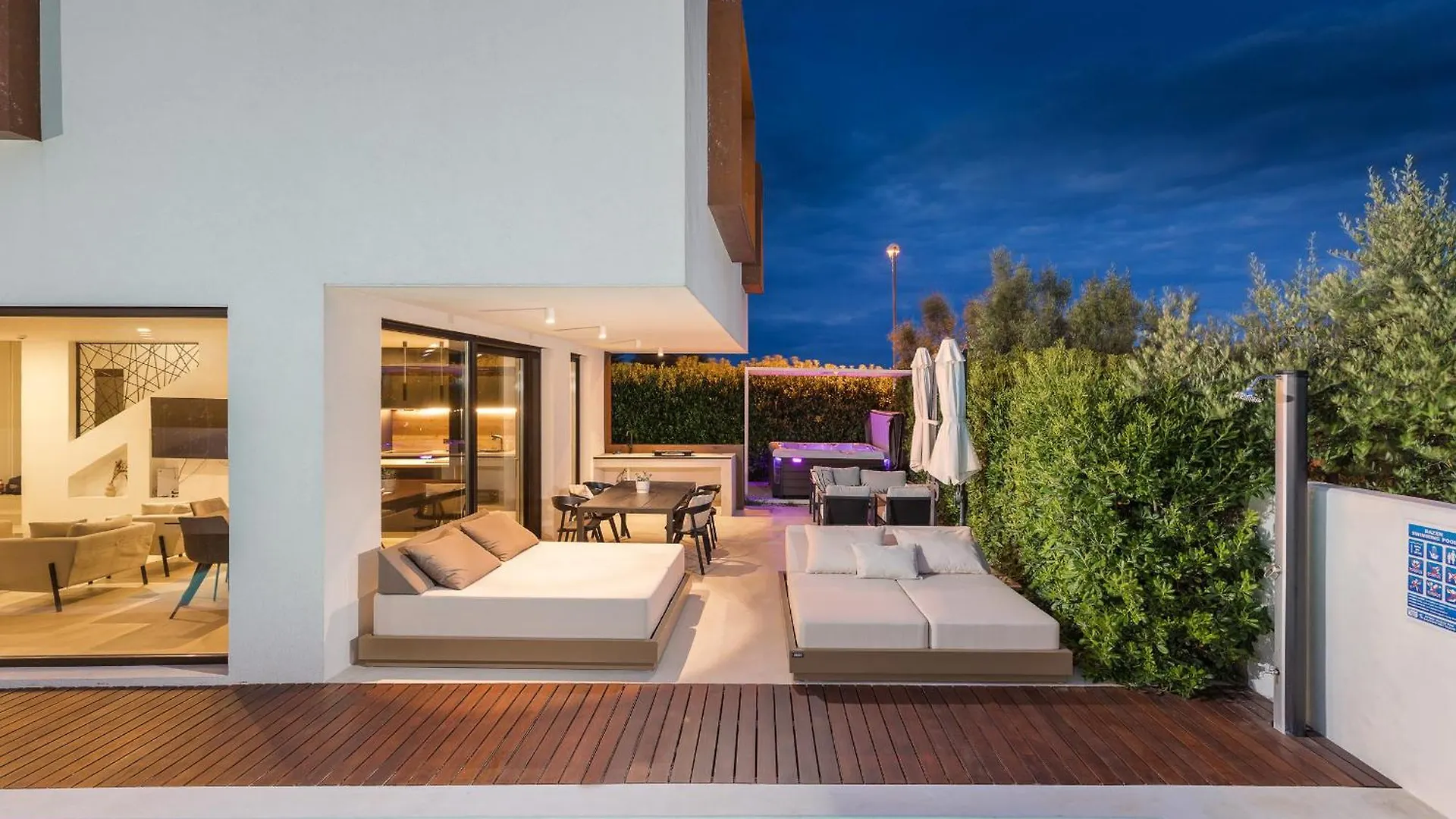 Villa Adora For 6 People In Pula With Private Pool & Children Playground 0*,